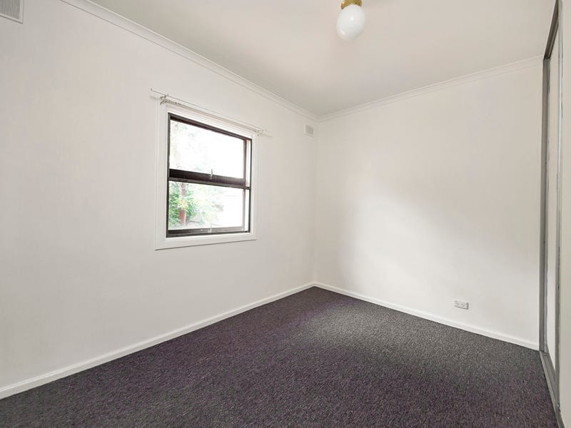19 Malbaru Avenue, INGLE FARM — image 10