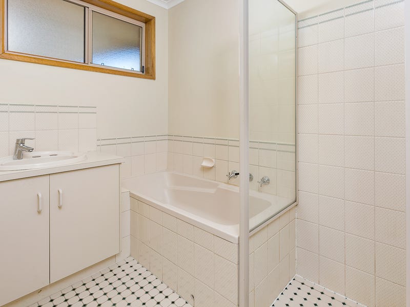 4/14 Crozier, MODBURY — image 10