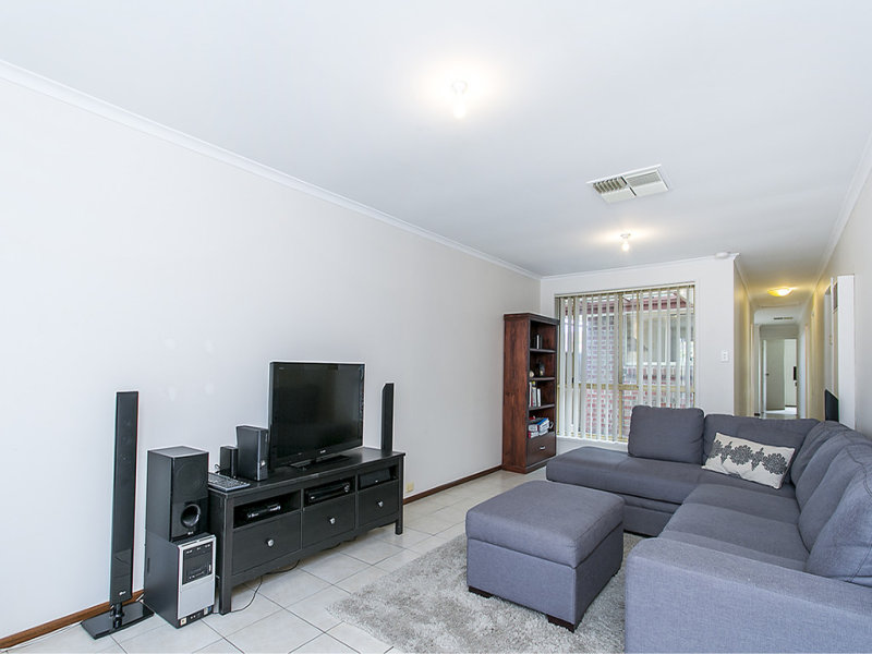 1/23 Leeds Avenue, HOPE VALLEY — image 2