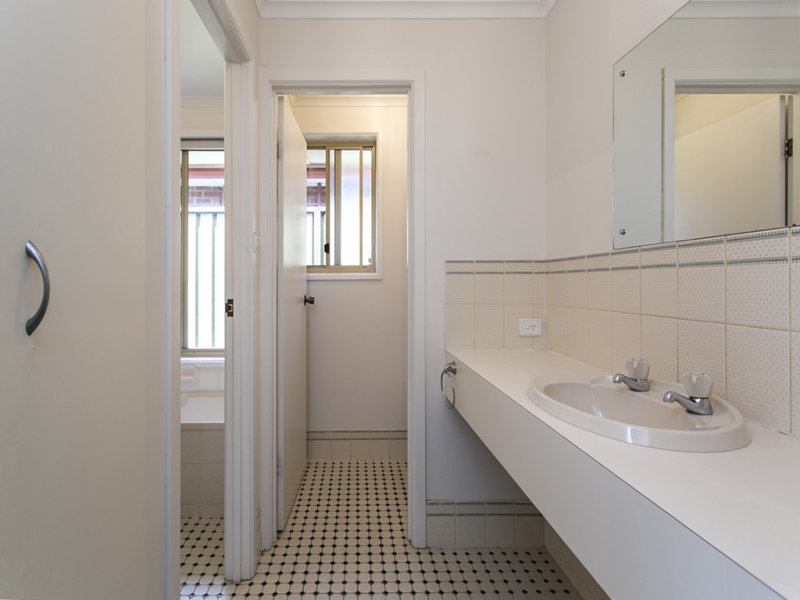 1/23 Leeds Avenue, HOPE VALLEY — image 8