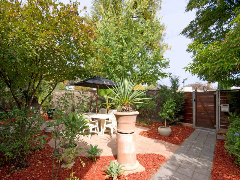 1/39 Sturdee Street, LINDEN PARK — image 1