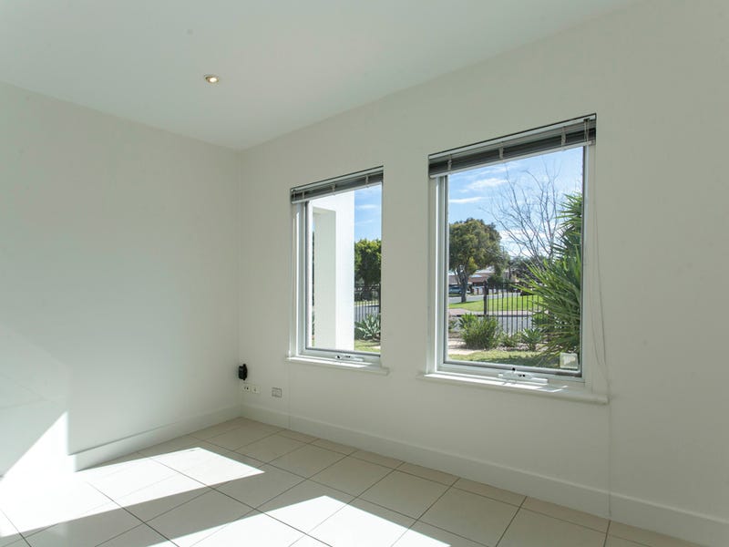 2 Oakdale Avenue, NEWTON — image 24