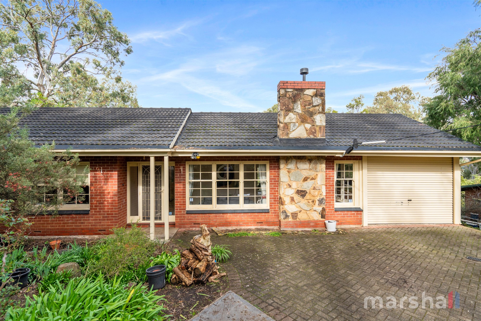 25 Diosma Drive, COROMANDEL VALLEY — image 2