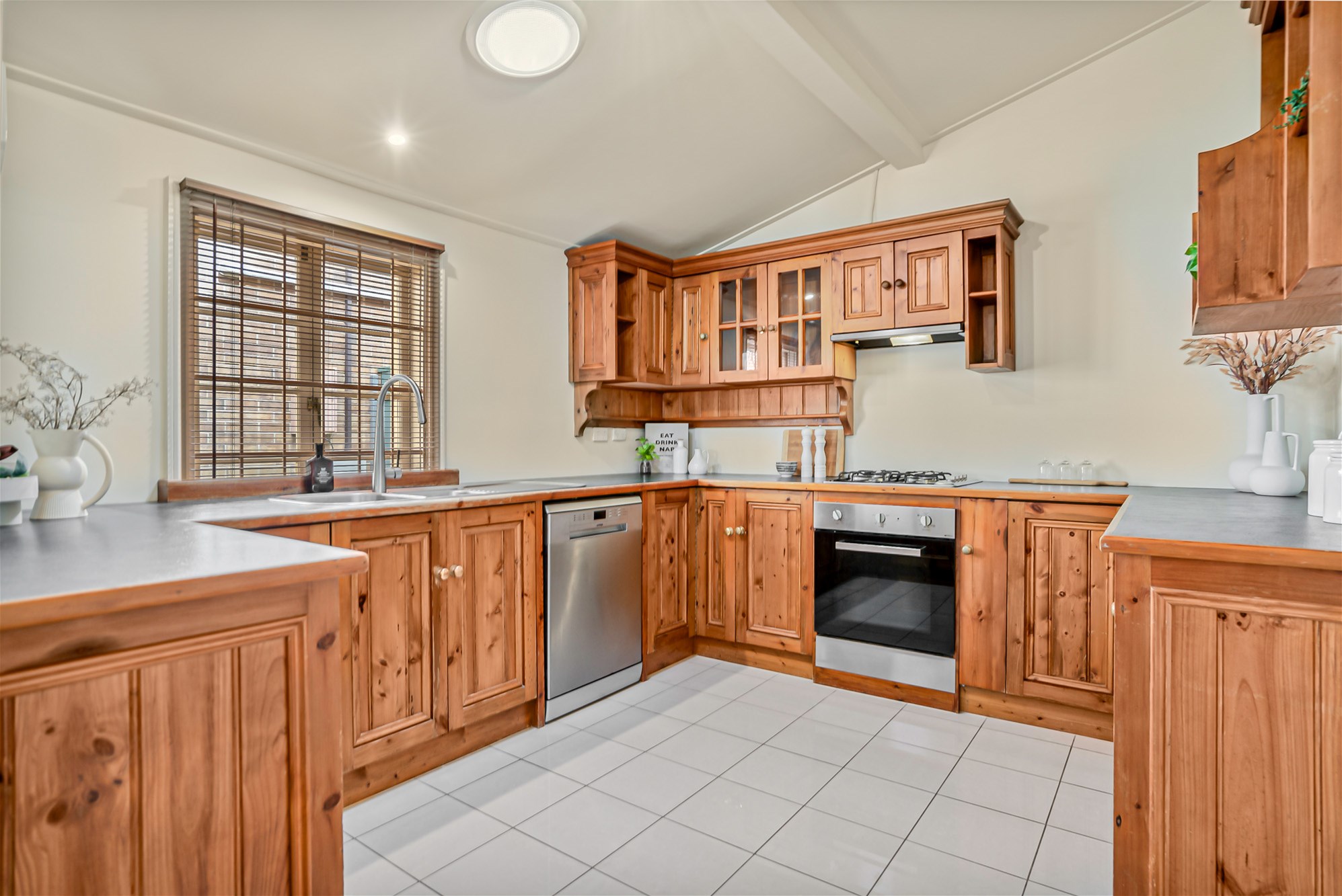 84  Mackinnon Parade, NORTH ADELAIDE — image 10