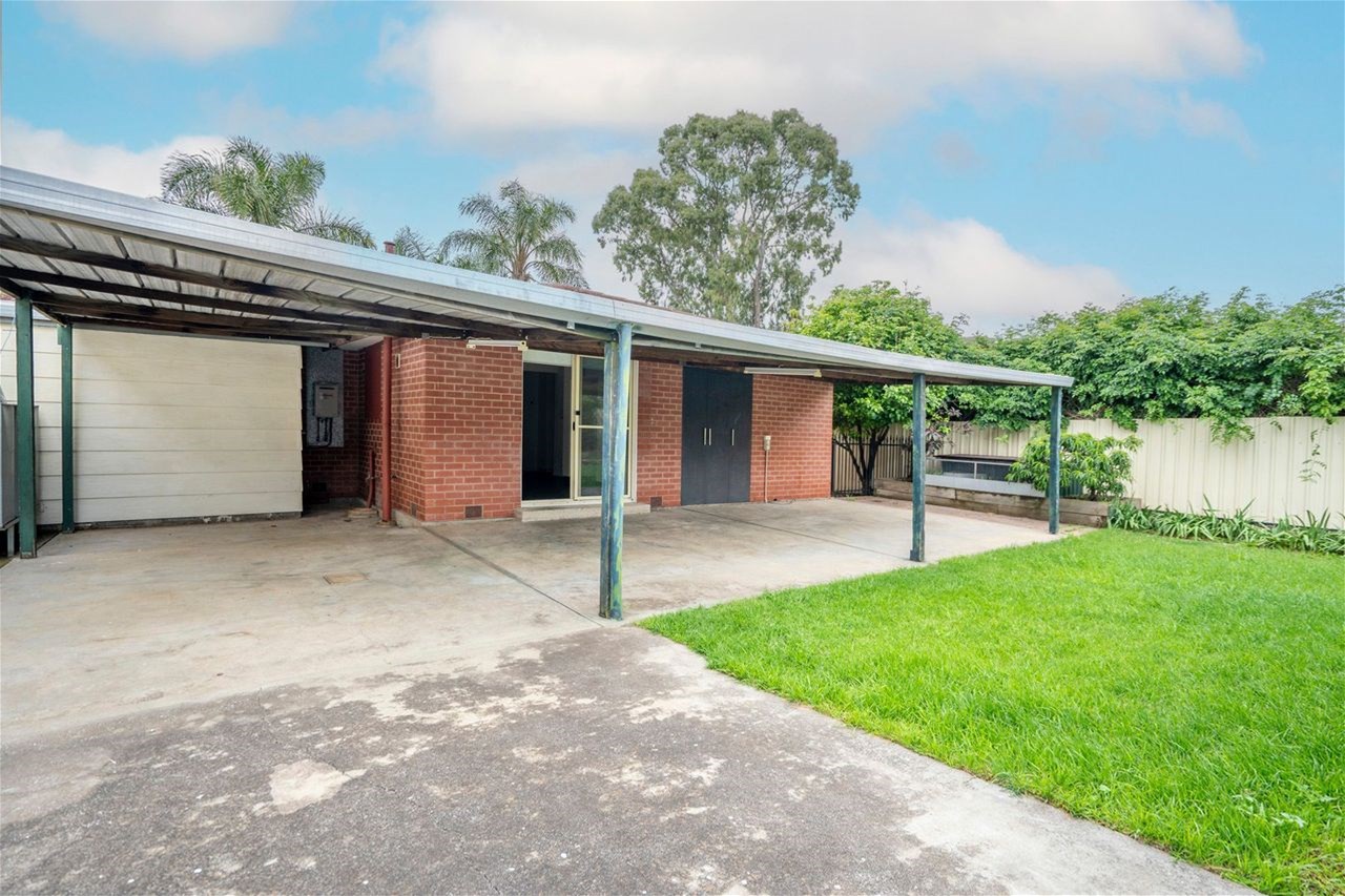 7 Amundsen Drive, INGLE FARM — image 17