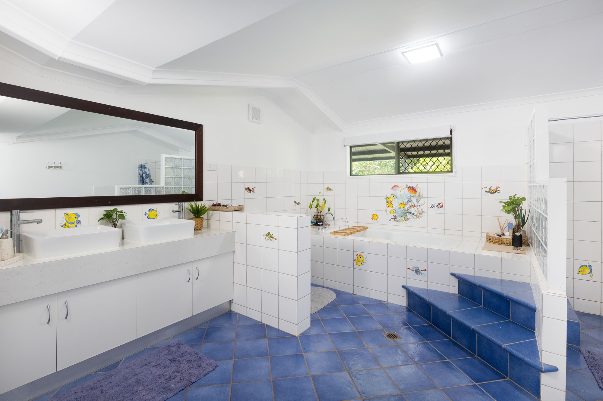 20 London Road, Virginia For Sale by Farmbuy.com - image 5