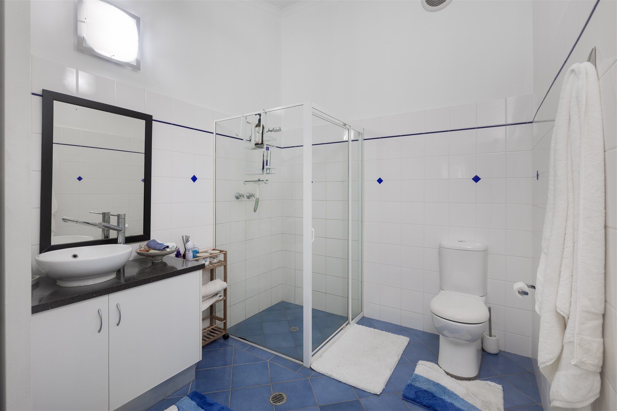 20 London Road, Virginia For Sale by Farmbuy.com - image 9