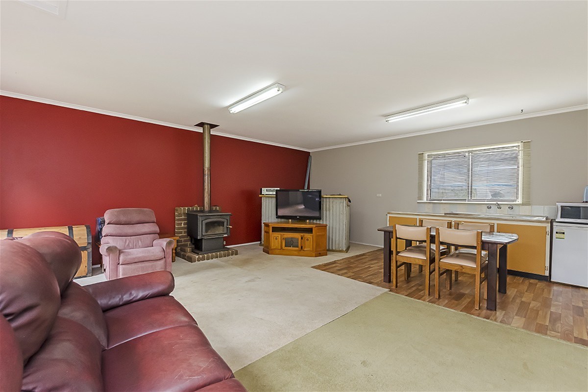 177 Berrys Road, Gorae For Sale by Farmbuy.com - image 4
