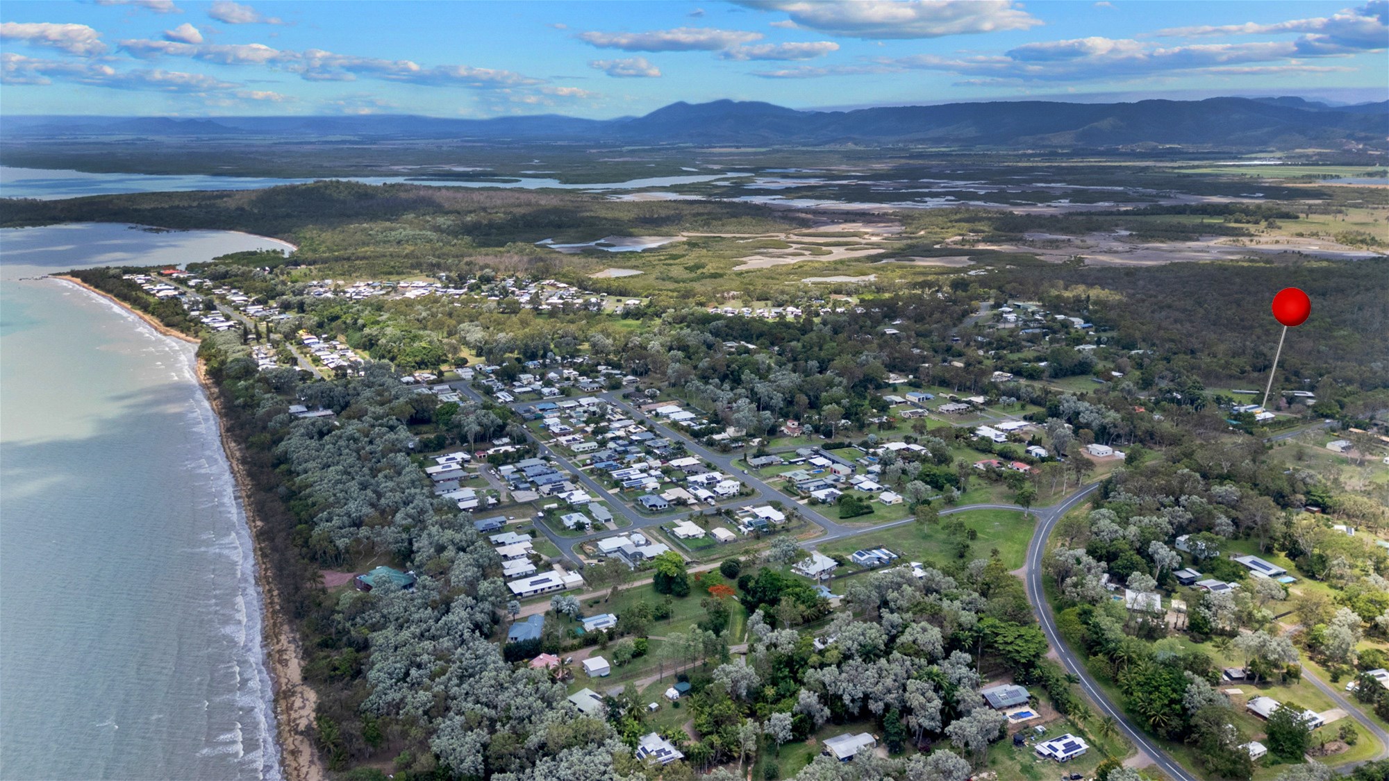 102 Miran Khan Drive, Armstrong Beach For Sale by Farmbuy.com - image 31