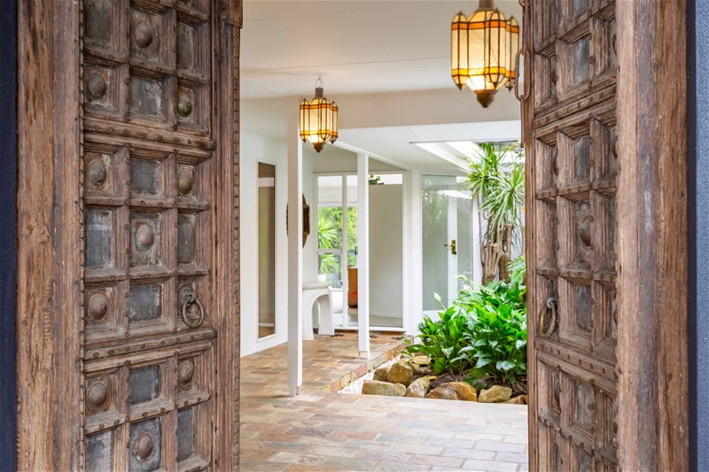 Elegant Hidden Oasis