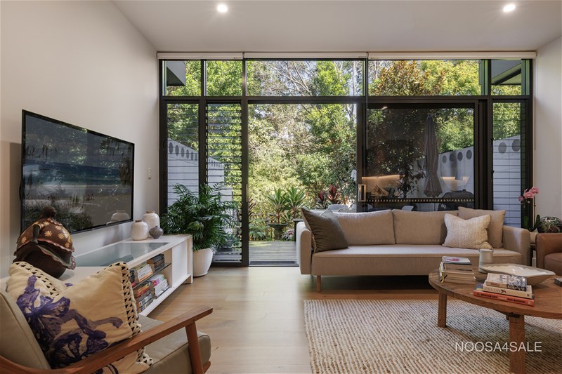 Contemporary Townhouse