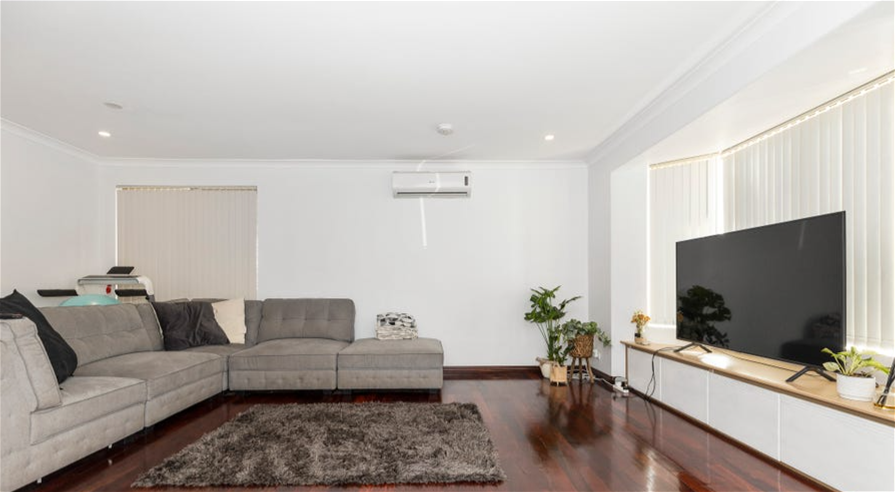 22 Thurburn Retreat, Marangaroo Wa 6064
