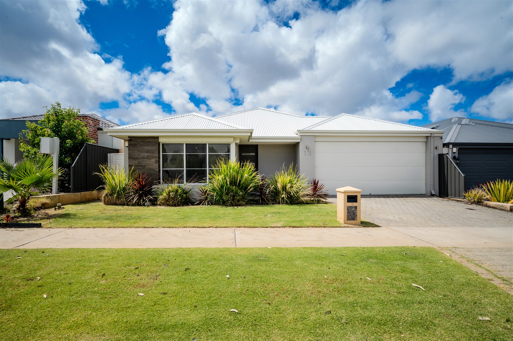 13 Bluebill Road, Banksia Grove Wa 6031