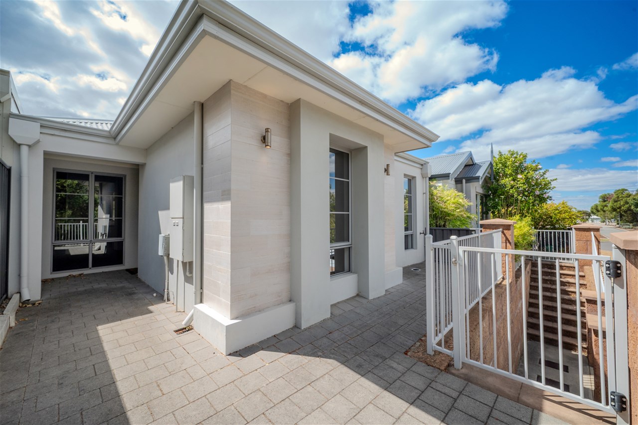 43 Cuddlepie Turn, Banksia Grove Wa 6031