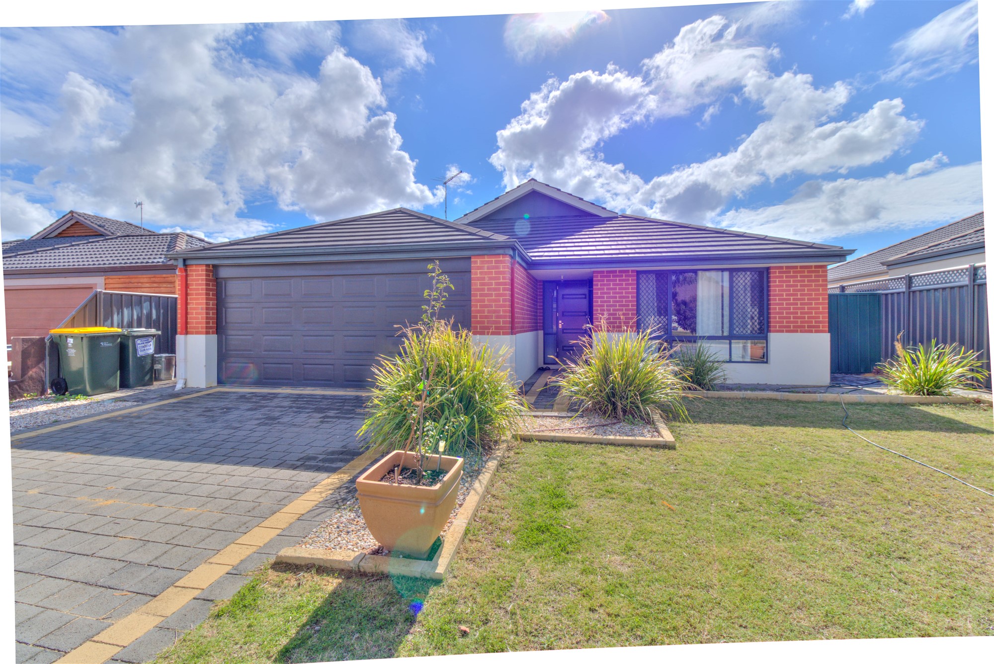 10 Leschenault Loop, Banksia Grove Wa 6031