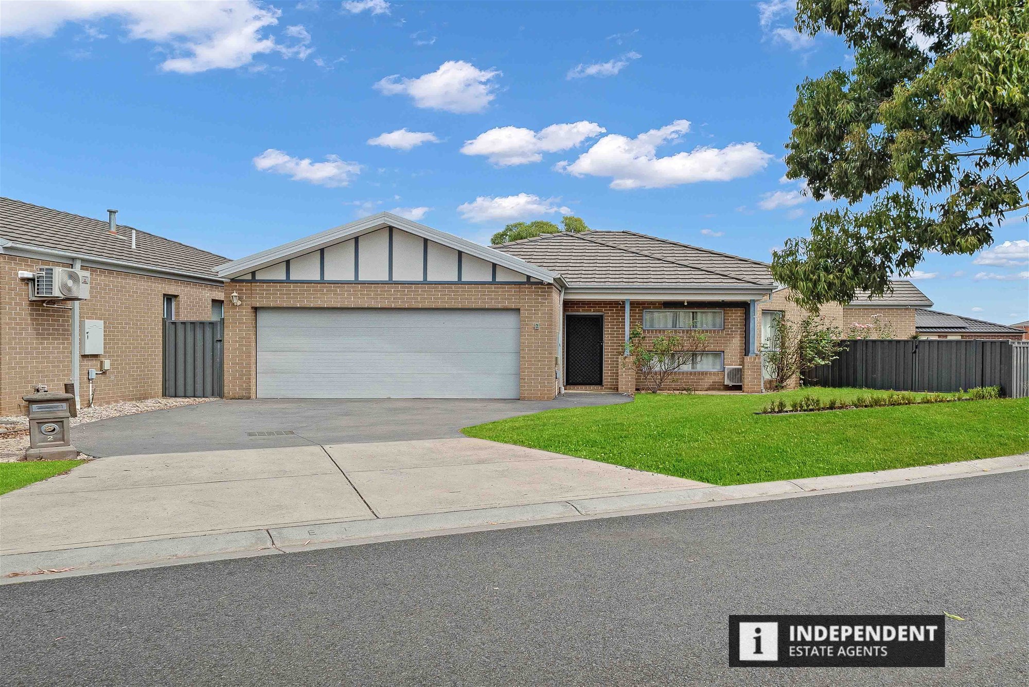 2 Citreus  Circuit, BROOKFIELD VIC 3338