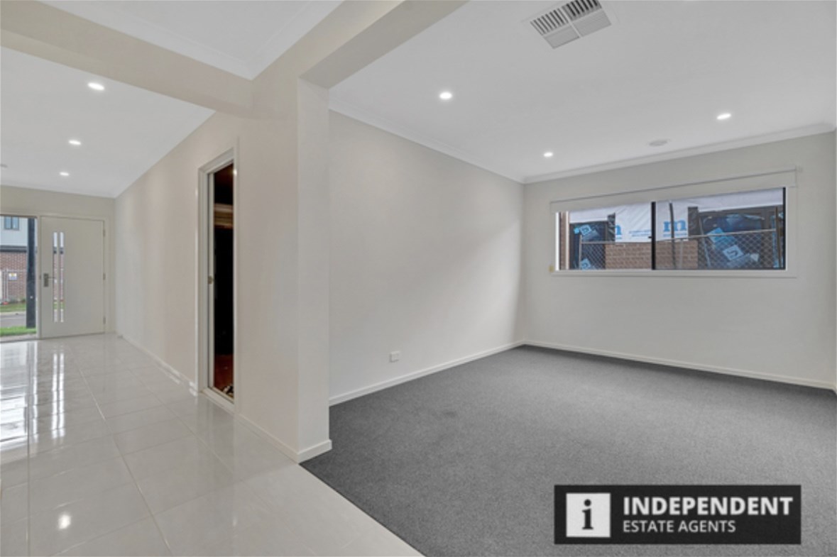70 Eaglemont Drive, STRATHTULLOH VIC 3338