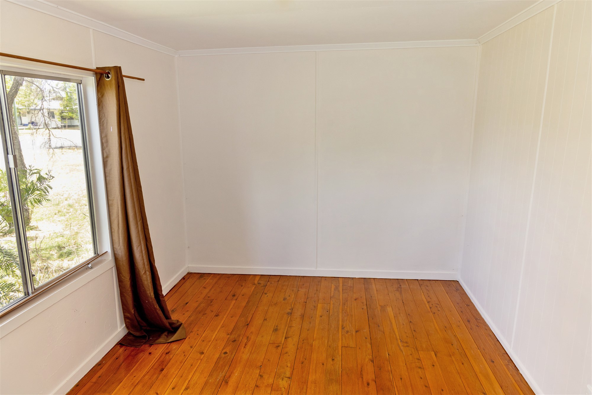 Real Estate for Sale in TARA