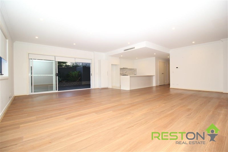 NORTH KELLYVILLE - MASSIVE GROUND FLOOR APARTMENT 