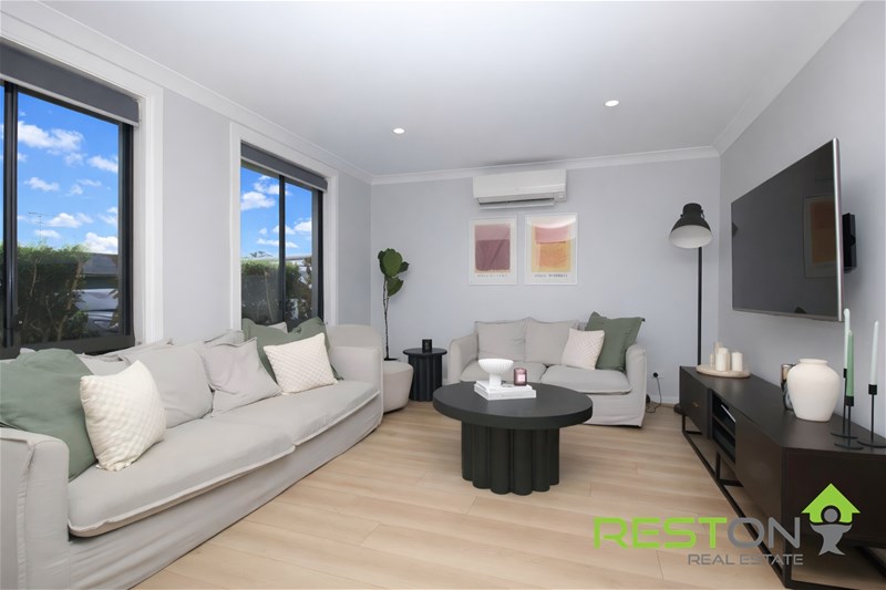 ST CLAIR - A MUST TO INSPECT! 