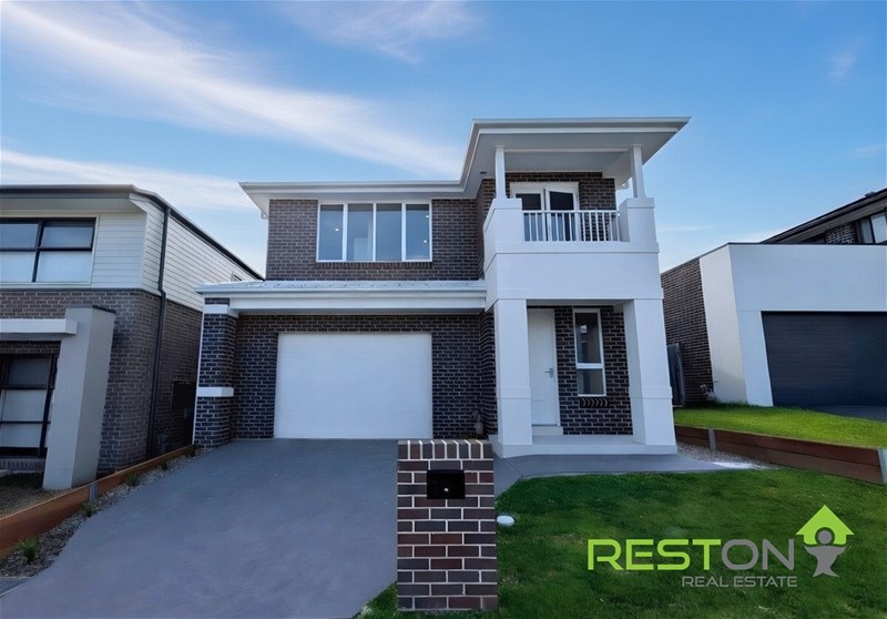 CADDENS - Stunning Brand New Family Home in a Prime Location