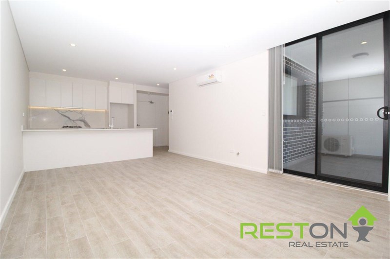 BLACKTOWN - LUXURY APARTMENT IN THE HEART OF BLACKTOWN 