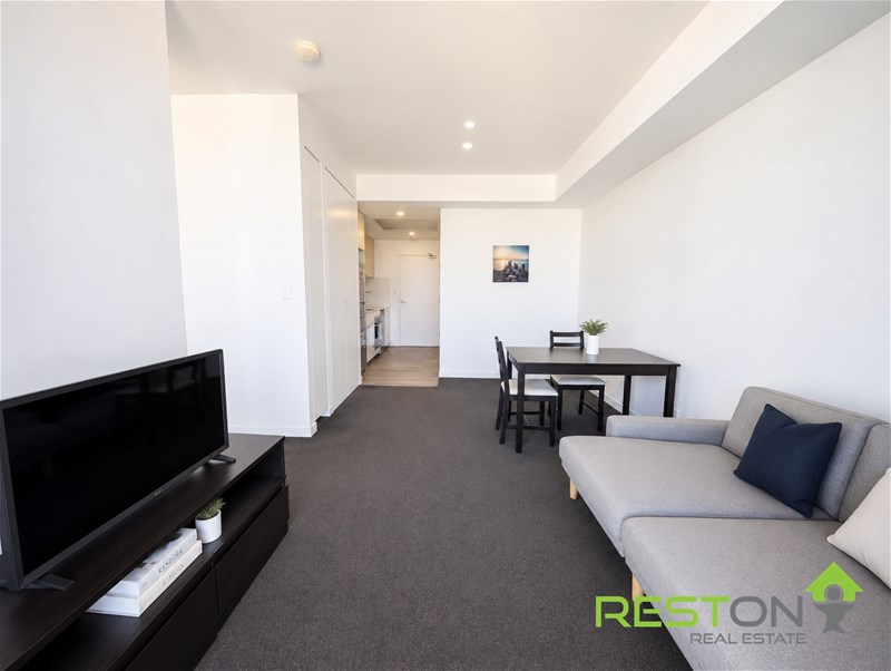 DEE WHY - Modern Lifestyle Apartment in the Heart of Dee Why