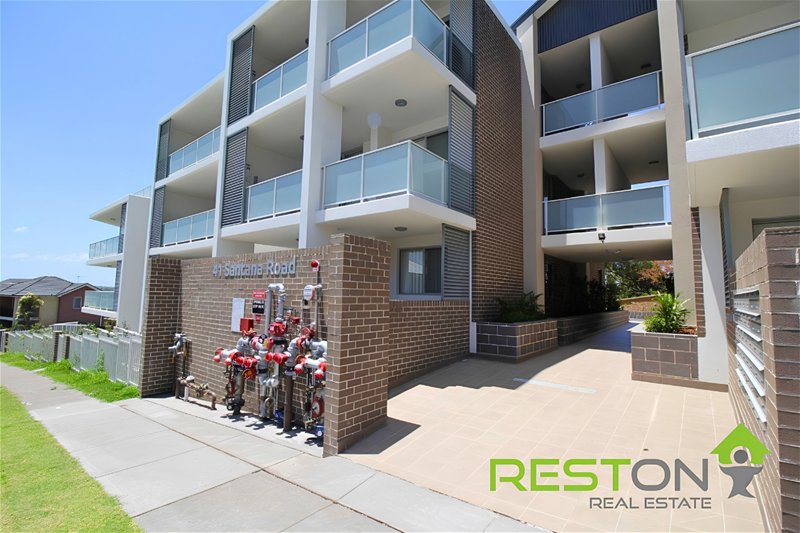 CAMPBELLTOWN - Modern ground floor apartment 