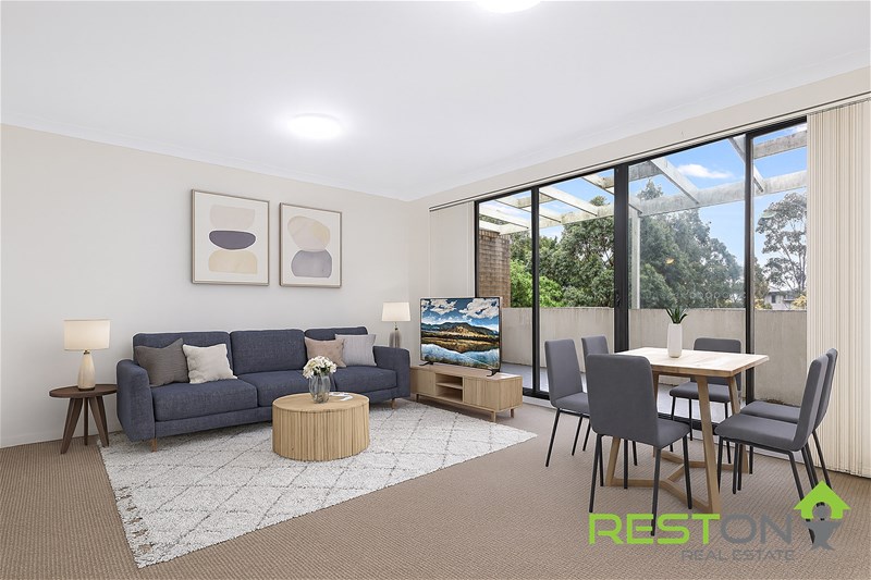 WESTMEAD - Modern Top Floor Apartment in the Heart of Westmead