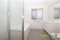 12 Regalia Crescent GLENFIELD, NSW 2167