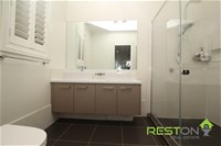 11 John Campbell Parade BUNGARRIBEE, NSW 2767