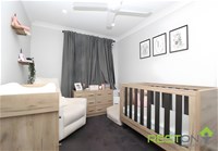 80 Alpine Circuit ST CLAIR, NSW 2759