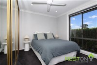 80 Alpine Circuit ST CLAIR, NSW 2759