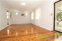 27 Hargrave Street KINGSWOOD, NSW 2747