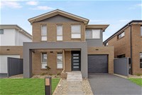 Luxurious Brand New 5 Bedroom Family Home