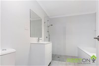 4/111-113 Canberra Street OXLEY PARK, NSW 2760