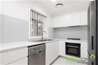 4/111-113 Canberra Street OXLEY PARK, NSW 2760