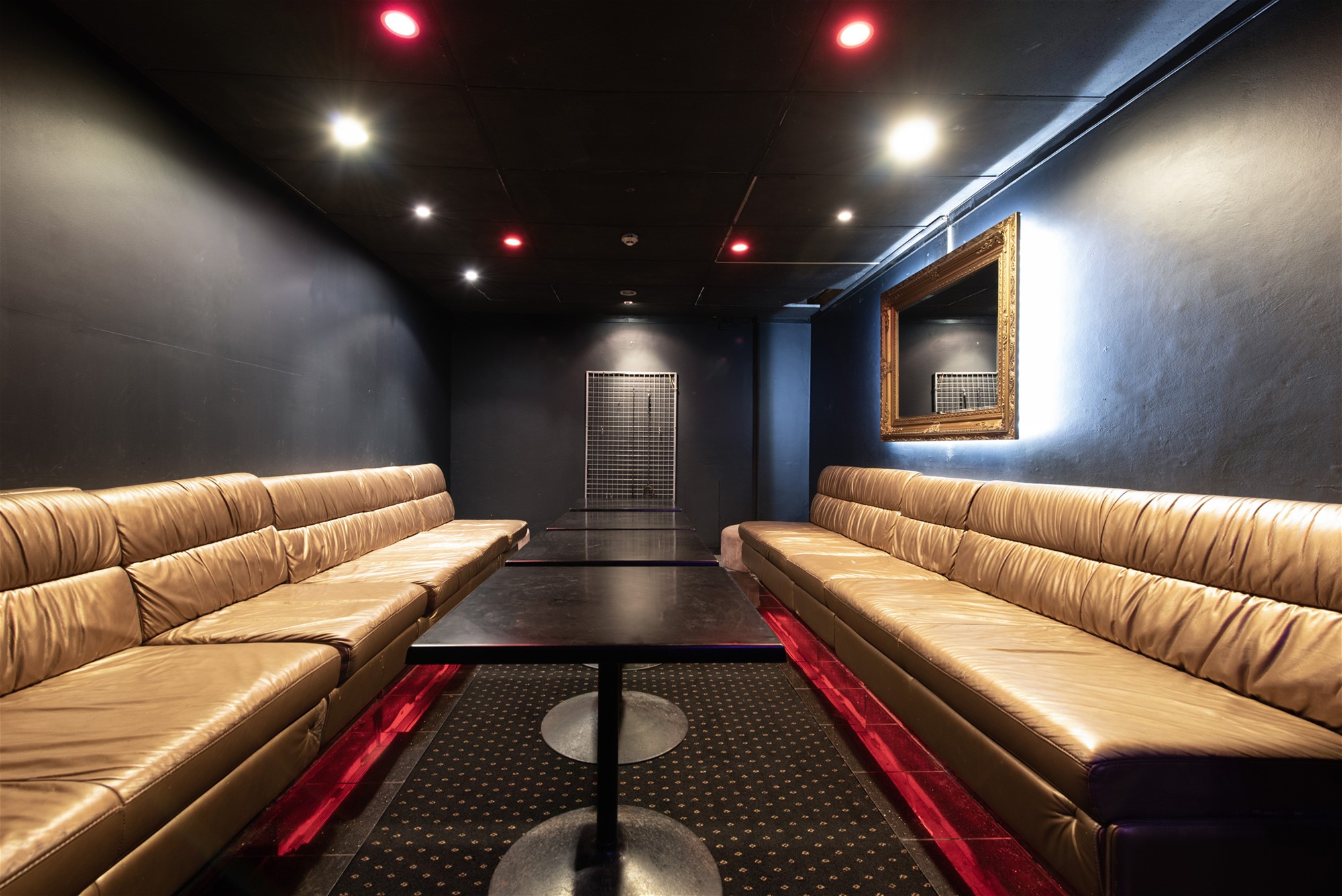 Brisbane QLD Commercial Space with 6