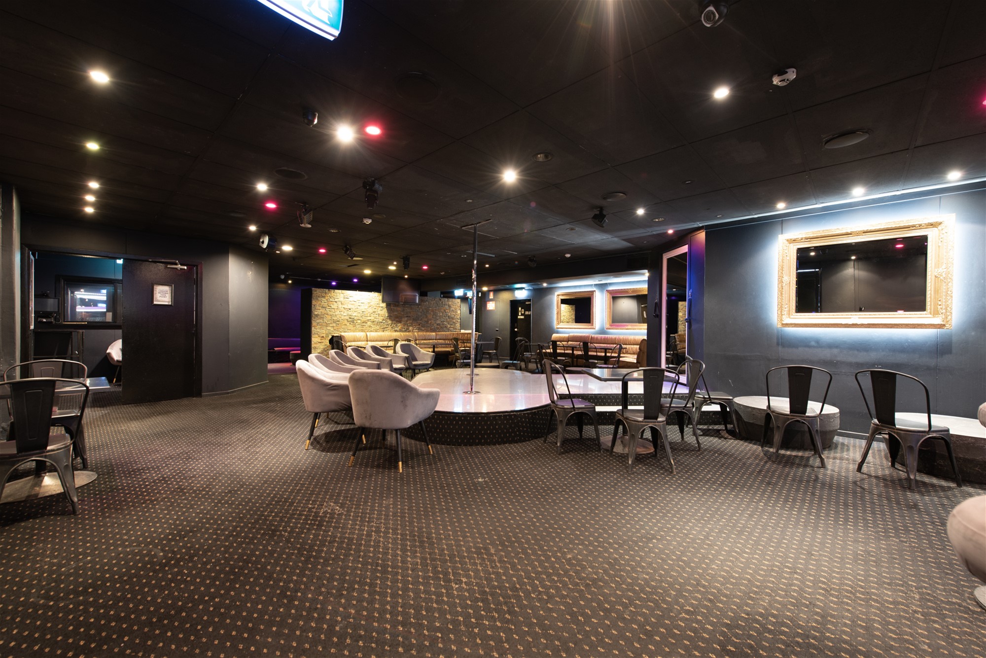 Brisbane QLD Commercial Space with 8