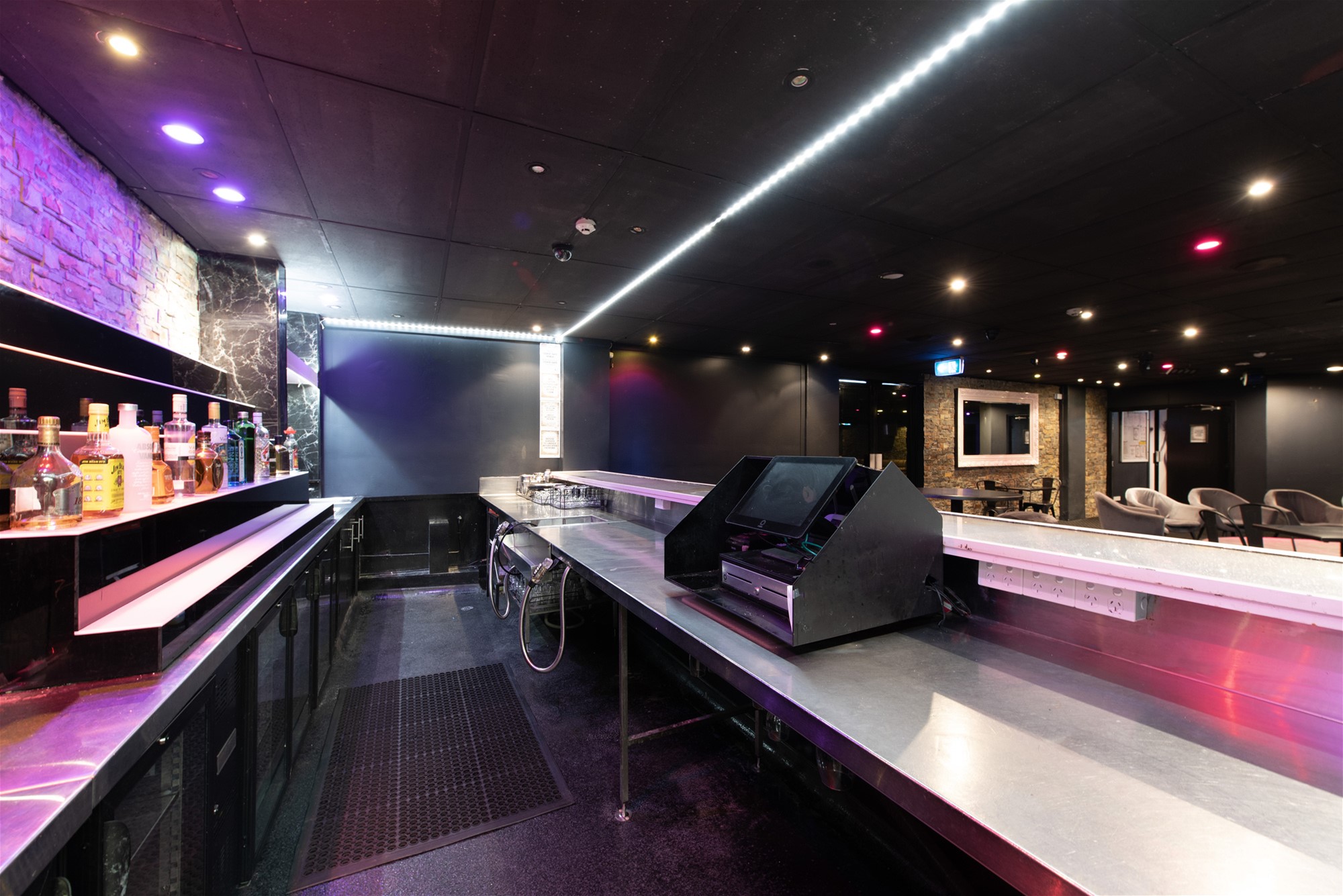 Brisbane QLD Commercial Space with 3