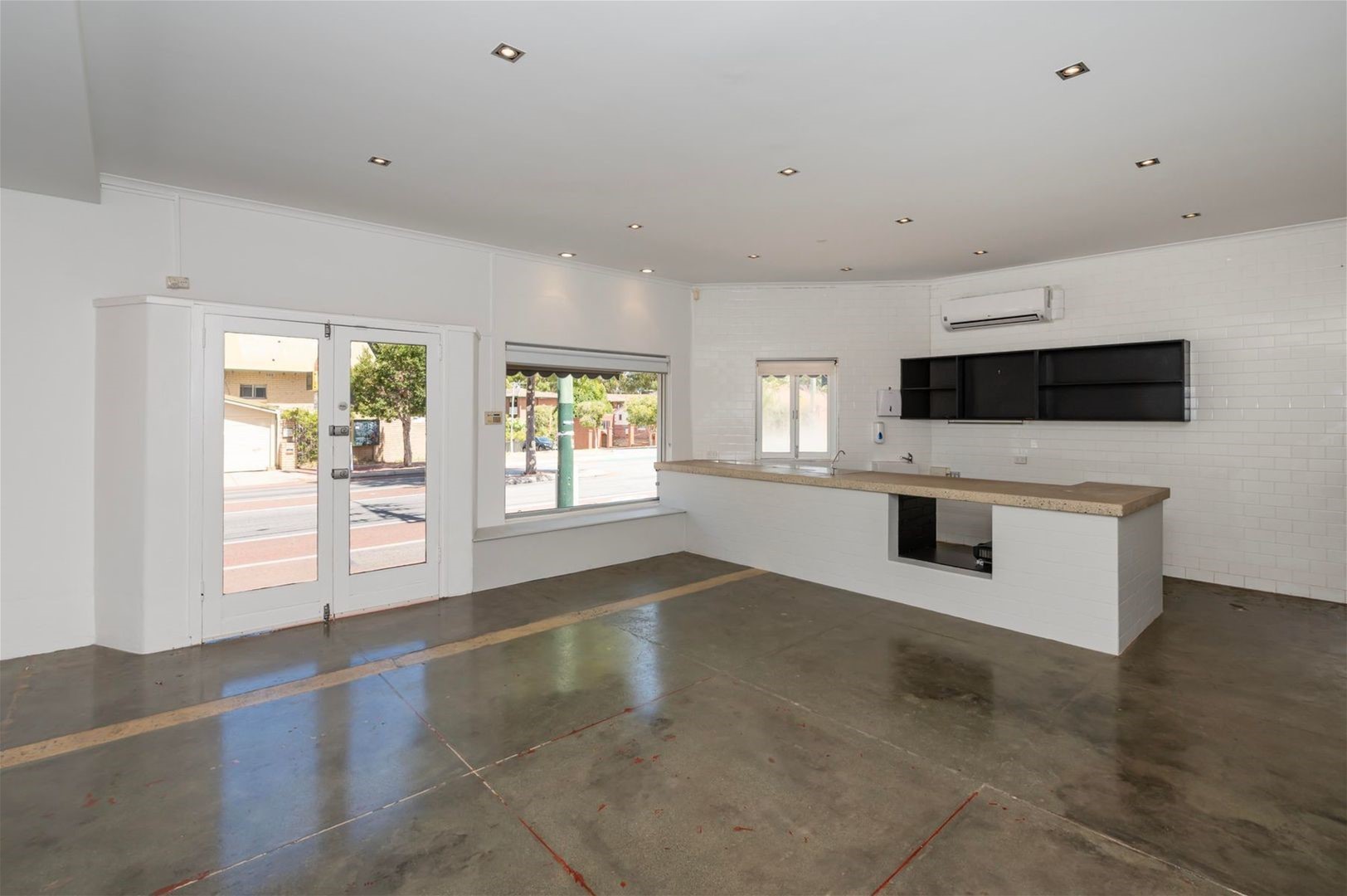 Prime Oxford Street Property 5