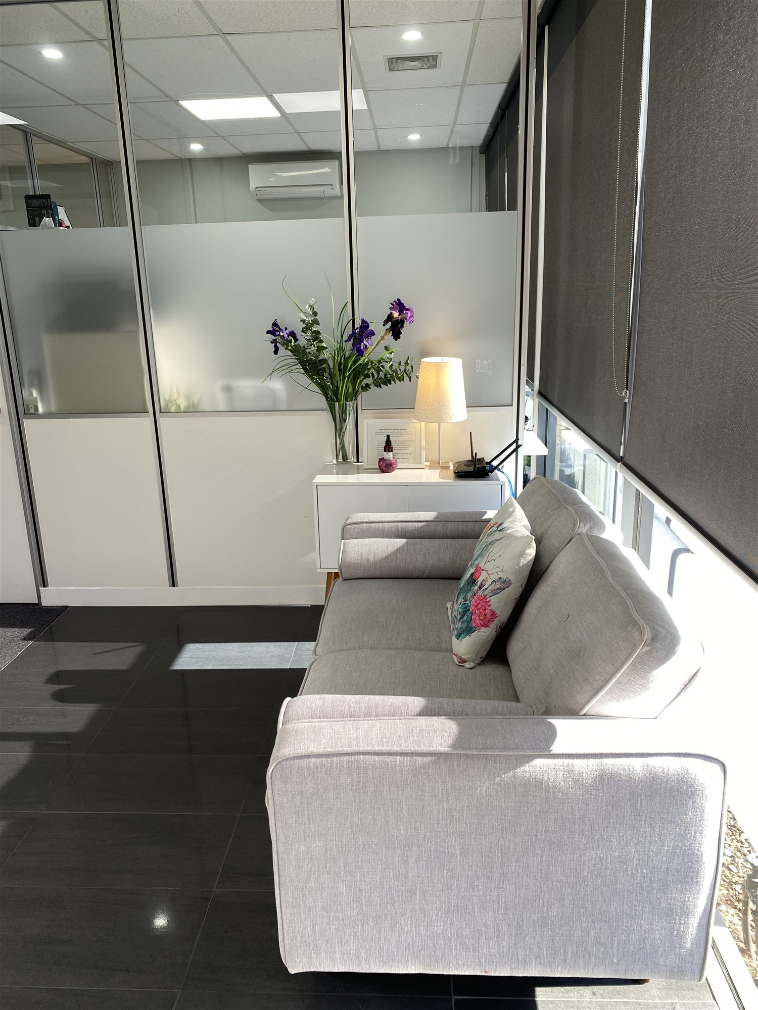 Fully furnished, internet and no 6