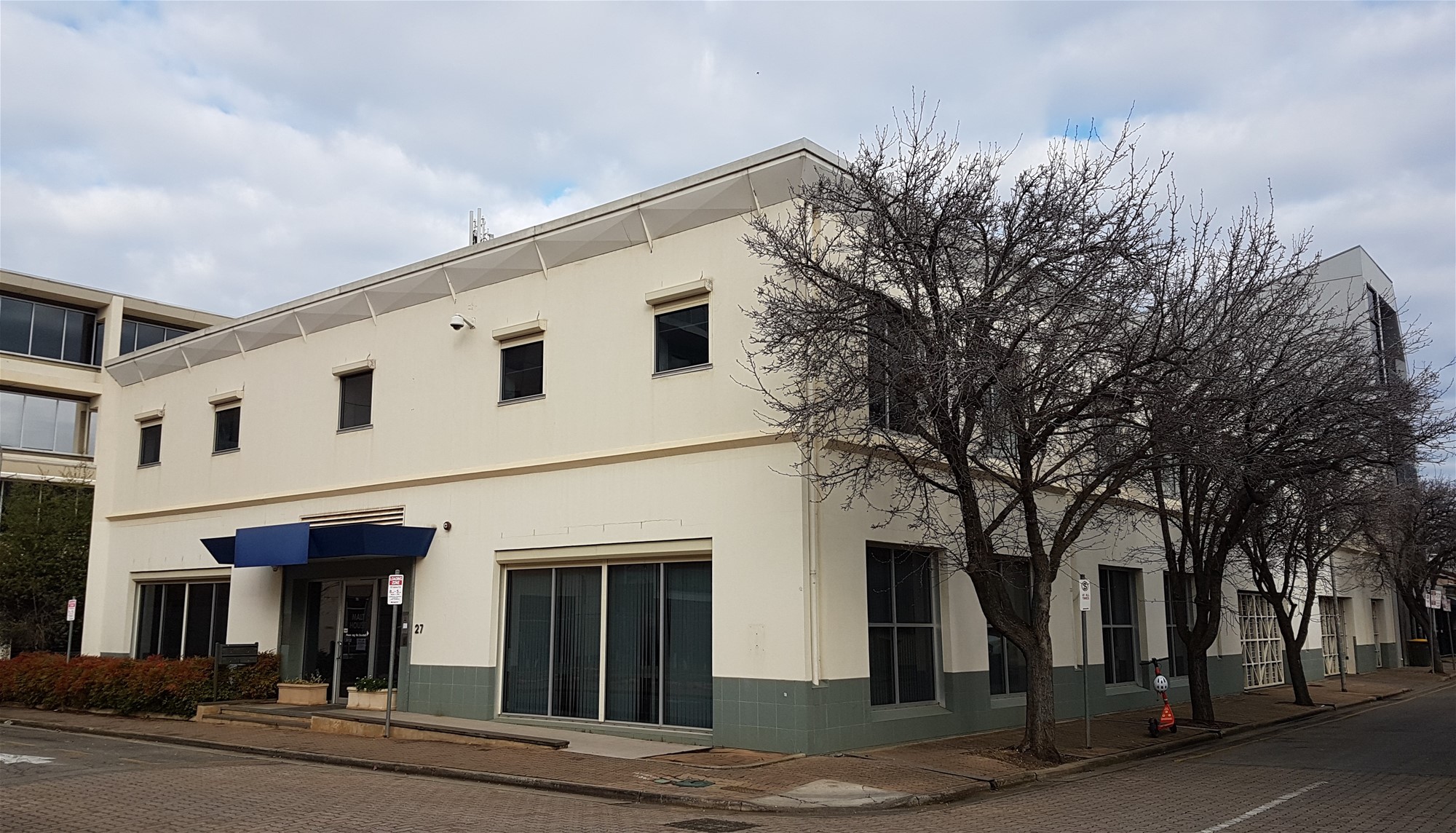 Ideal Corporate Premises or Redevelop 2