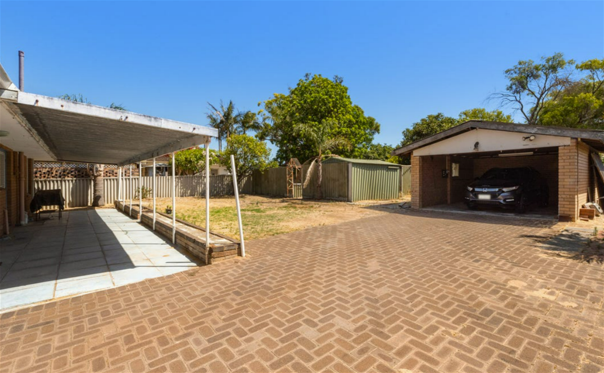 Office + Medical Precinct 6