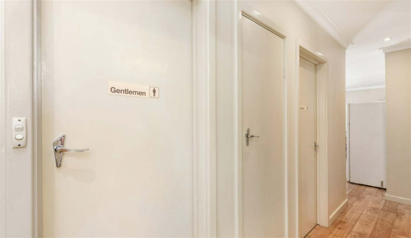 Office + Medical Precinct 7