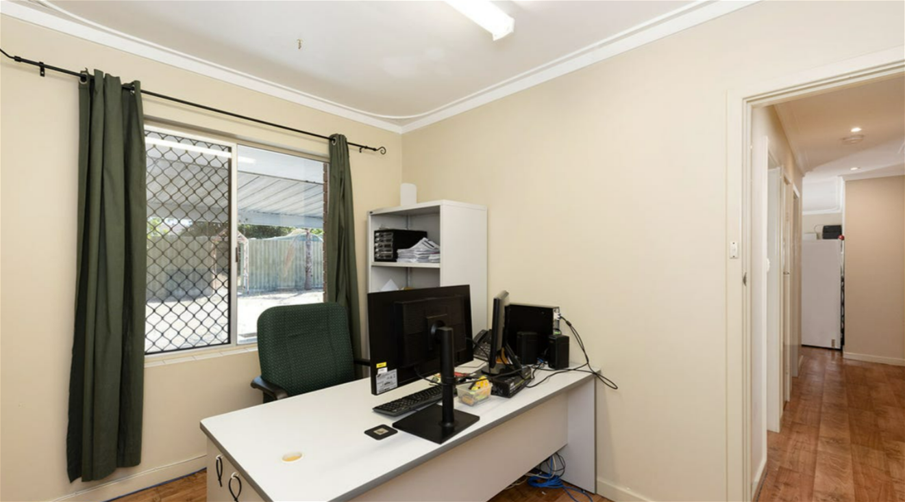 Office + Medical Precinct 19