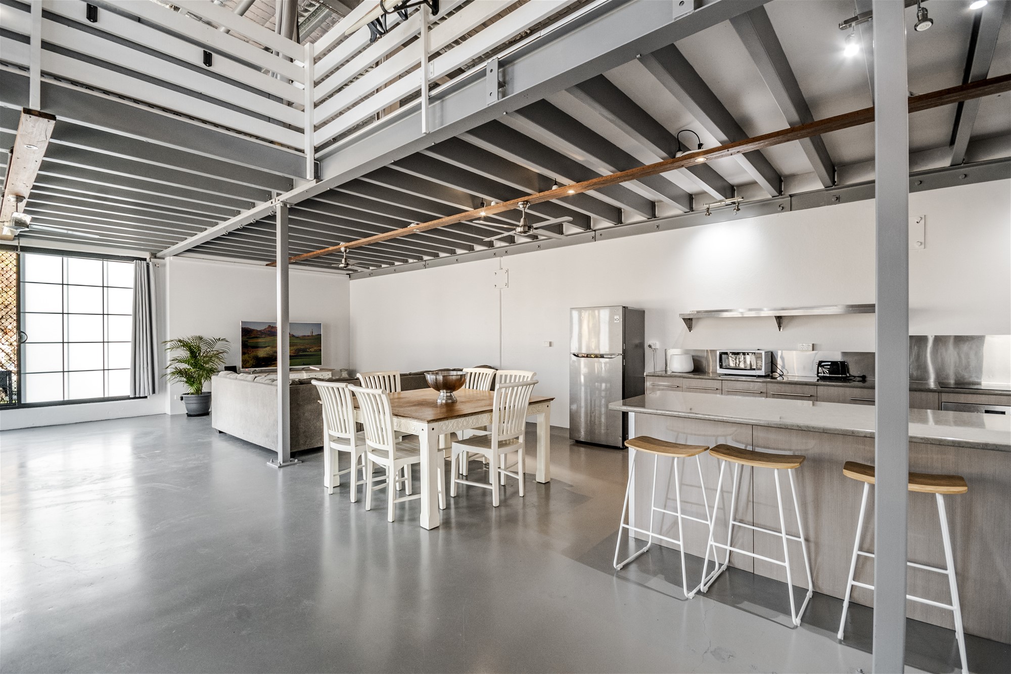 Prime Front Corner Unit 10