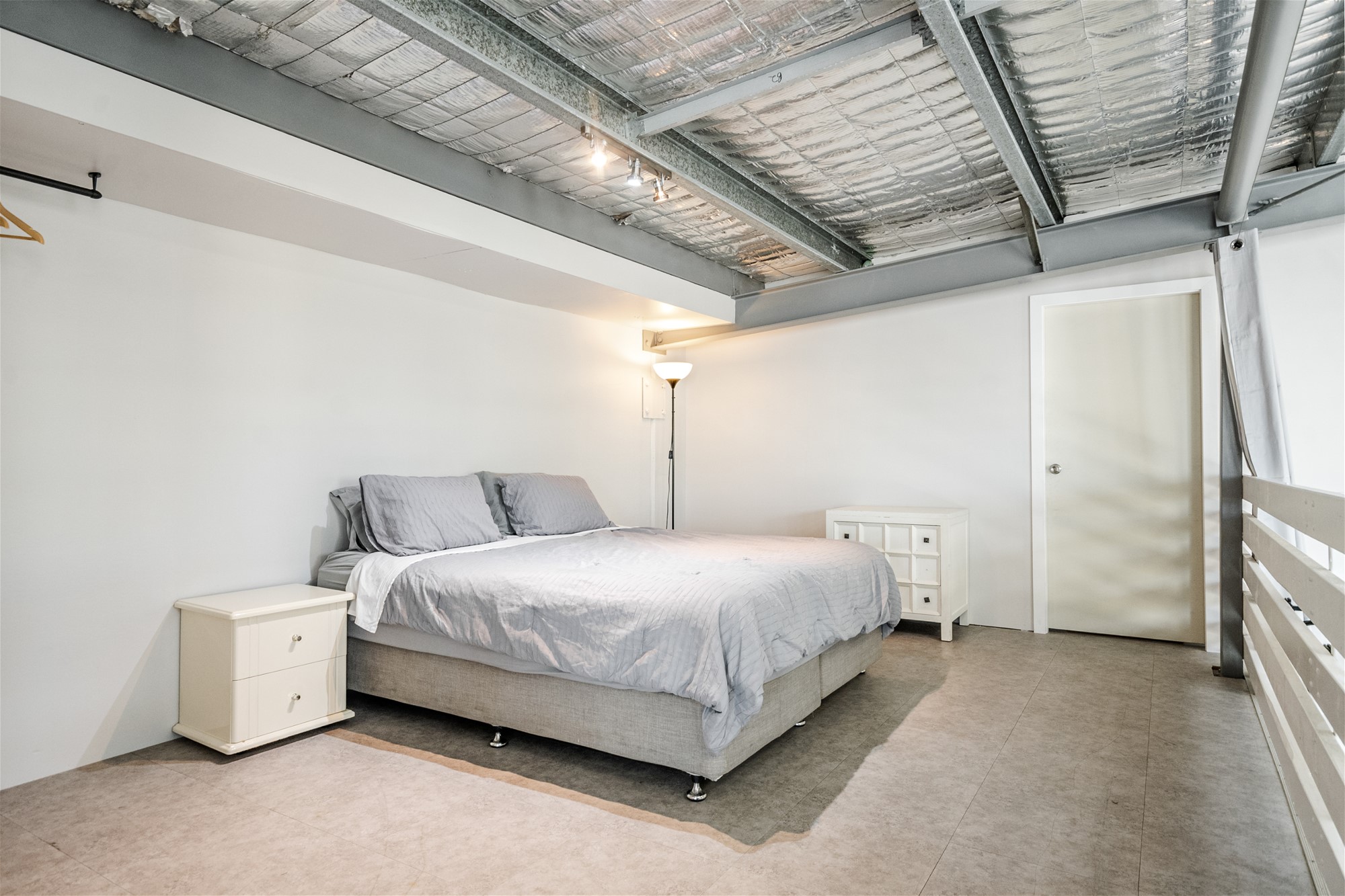 Prime Front Corner Unit 13