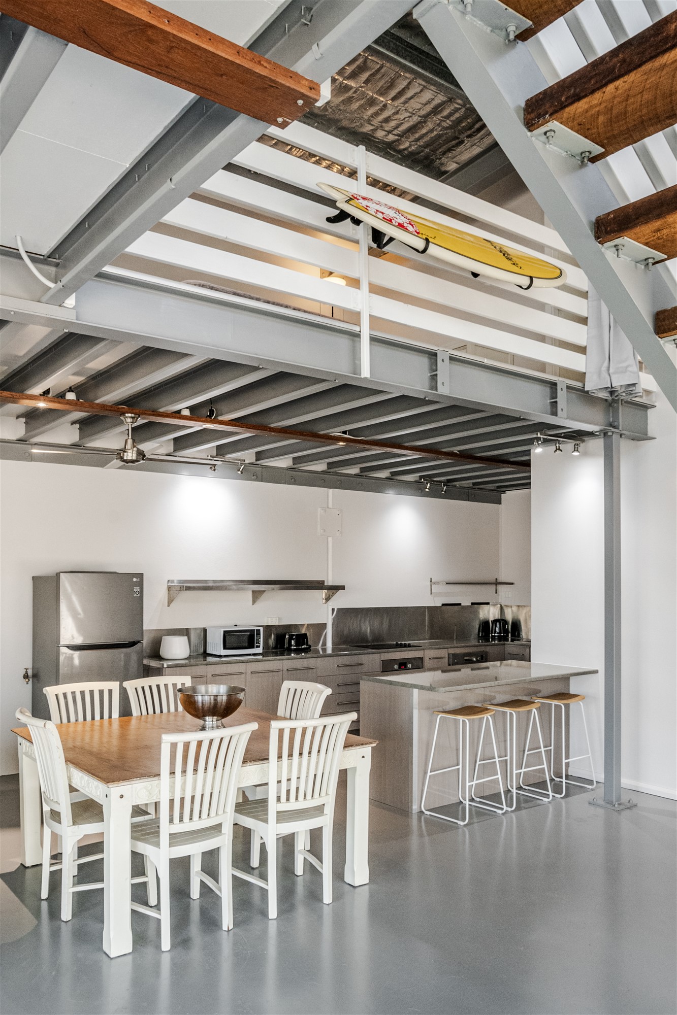 Prime Front Corner Unit 22