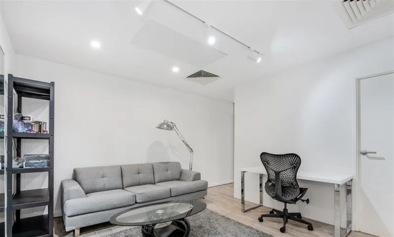 Furnished Office or Medical consult 7